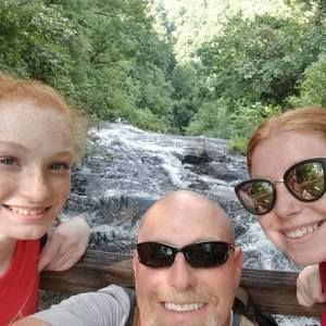 Meet your Posher, Derrick